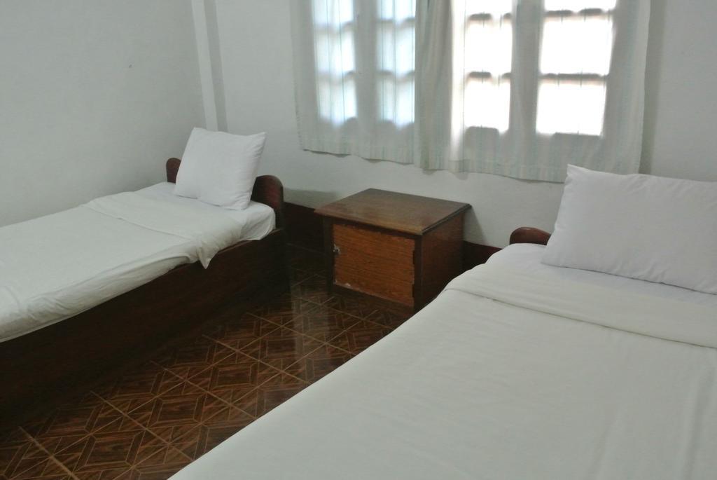 Syvongsack Guesthouse Muang Pakbèng エクステリア 写真